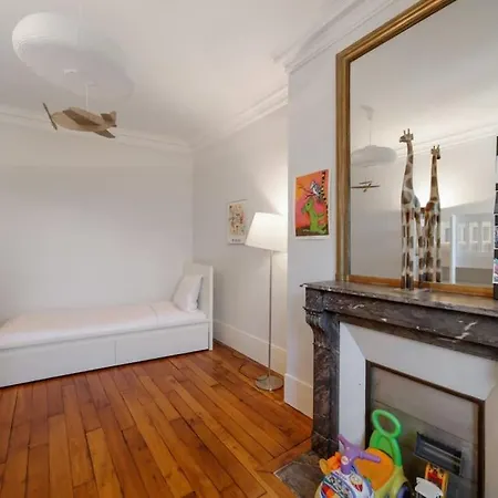 Appartamento Amazing For 5 In Oberkampf Parigi